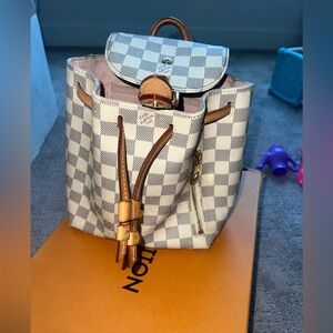 Louis Vuitton Book-Bag